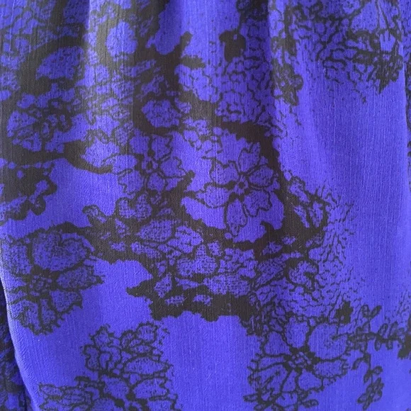 Floral flowy maxi dress - Picture 4 of 4